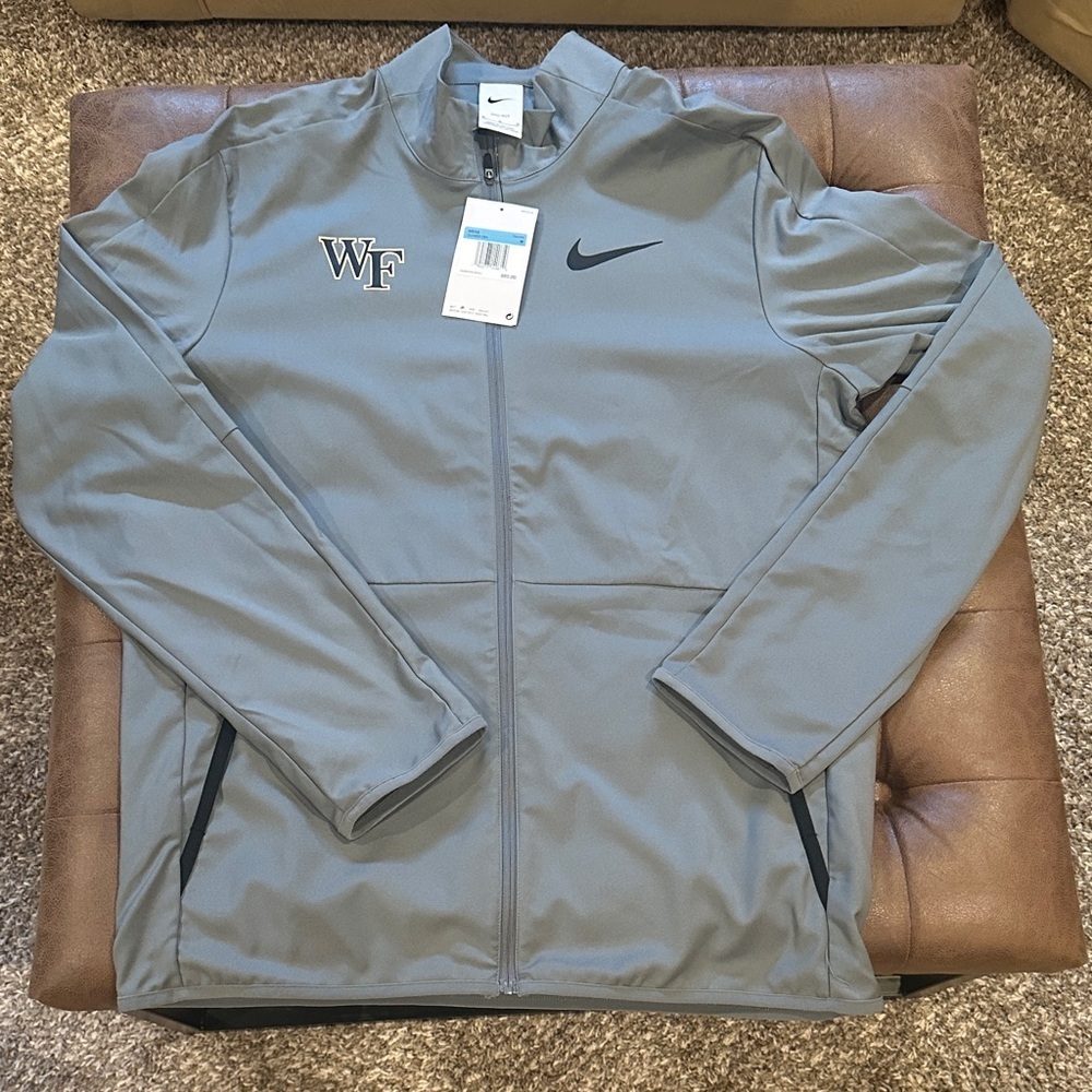 Nike Wake Forest Men's Gray Dri-Fit Lightweight Jacket